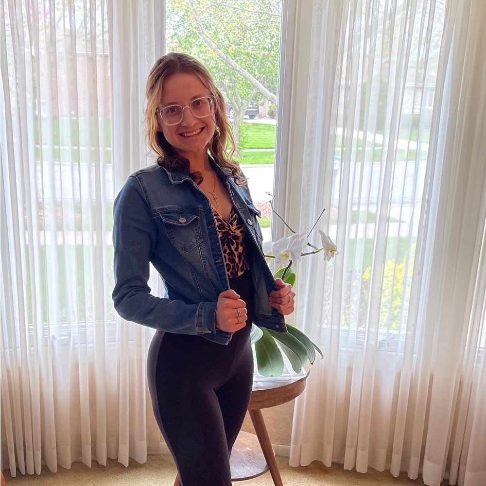 Meet your Posher, Haley
